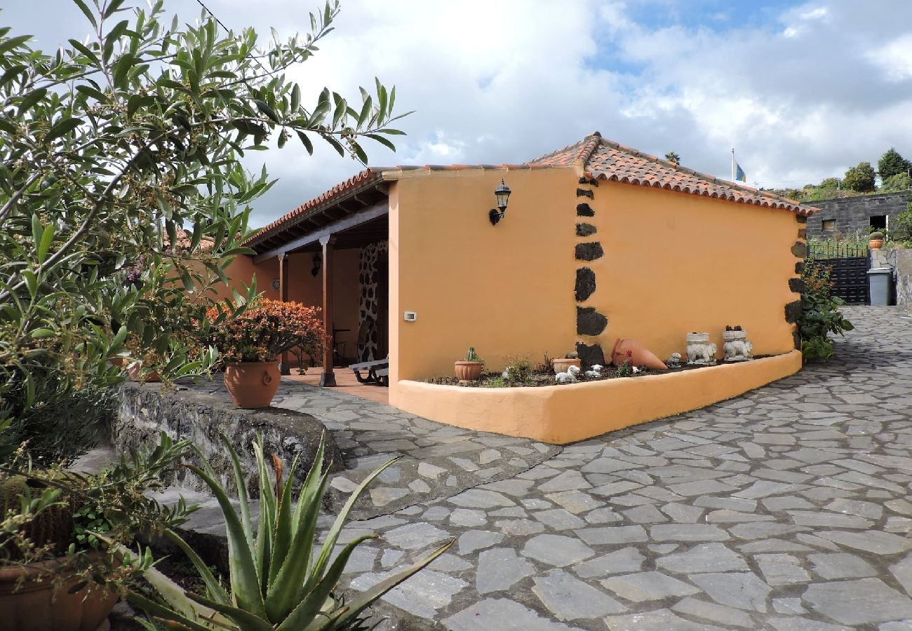 House in Breña Alta - Casa Rural A Casitas Armary, en San Isidro 